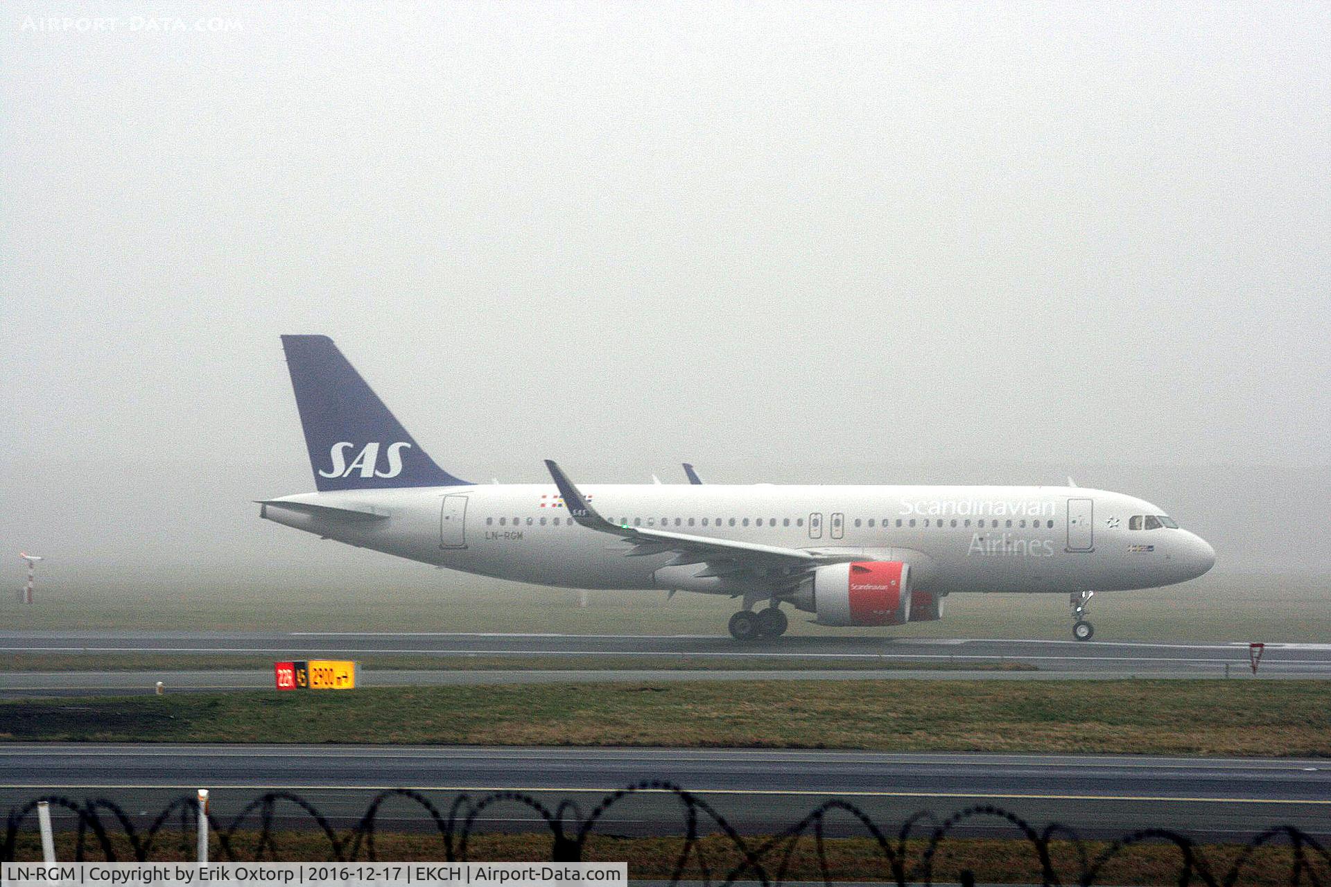 LN-RGM, 2016 Airbus A320-251N C/N 7277, LN-RGM taking off rw 22R