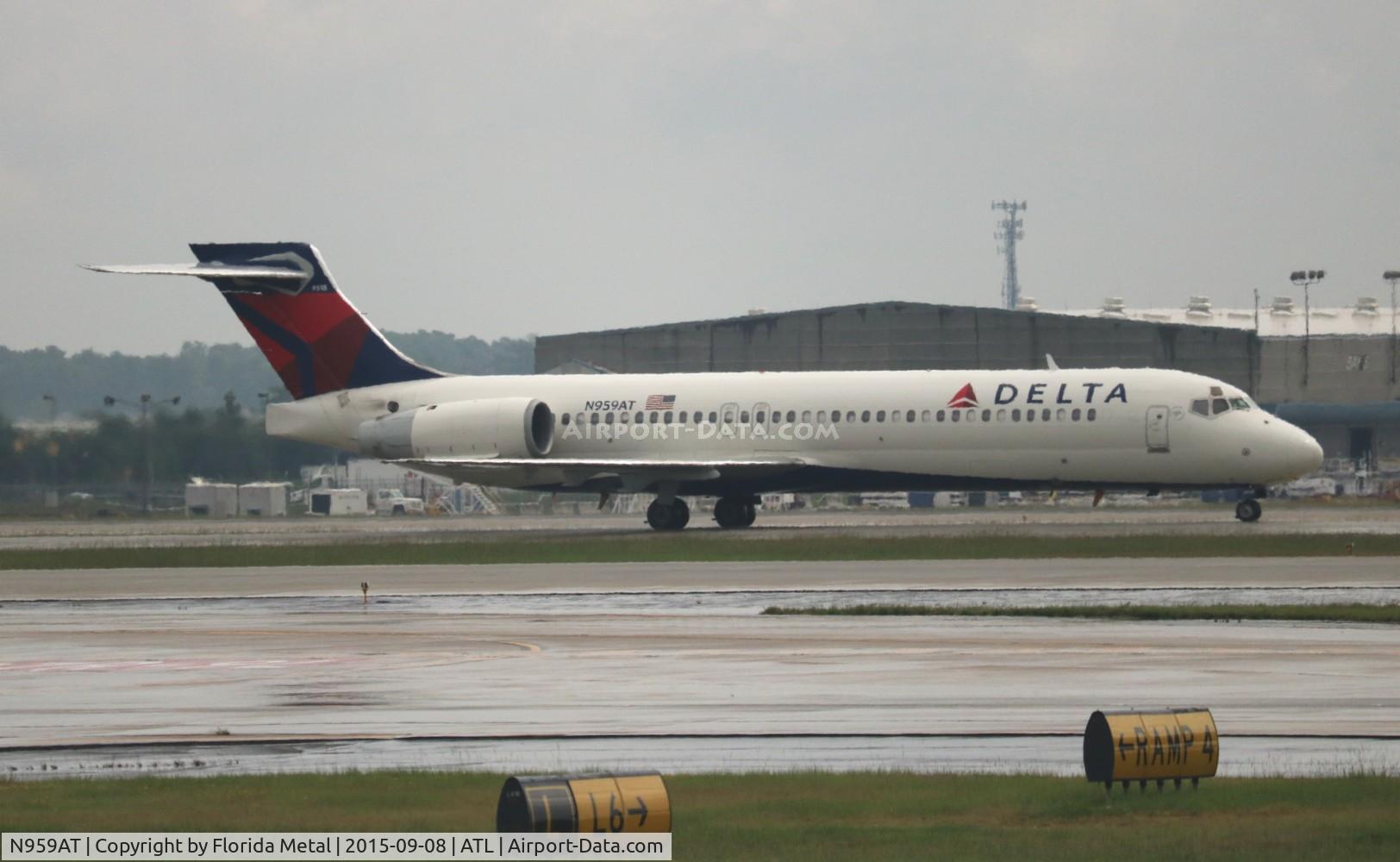 N959AT, 2001 Boeing 717-200 C/N 55021, Delta