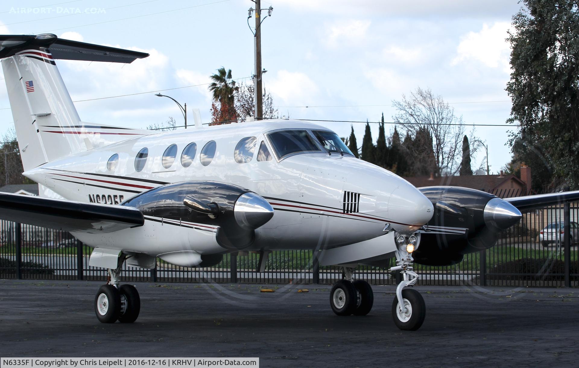 N6335F, 1982 Beech F90 King Air C/N LA-190, Turmon Consulting LLC (Madera, CA) 1982 Beech F90 King Air taxing back to Lafferty at Reid Hillview Airport, San Jose, CA. It has been sold since the last photo I took of it.