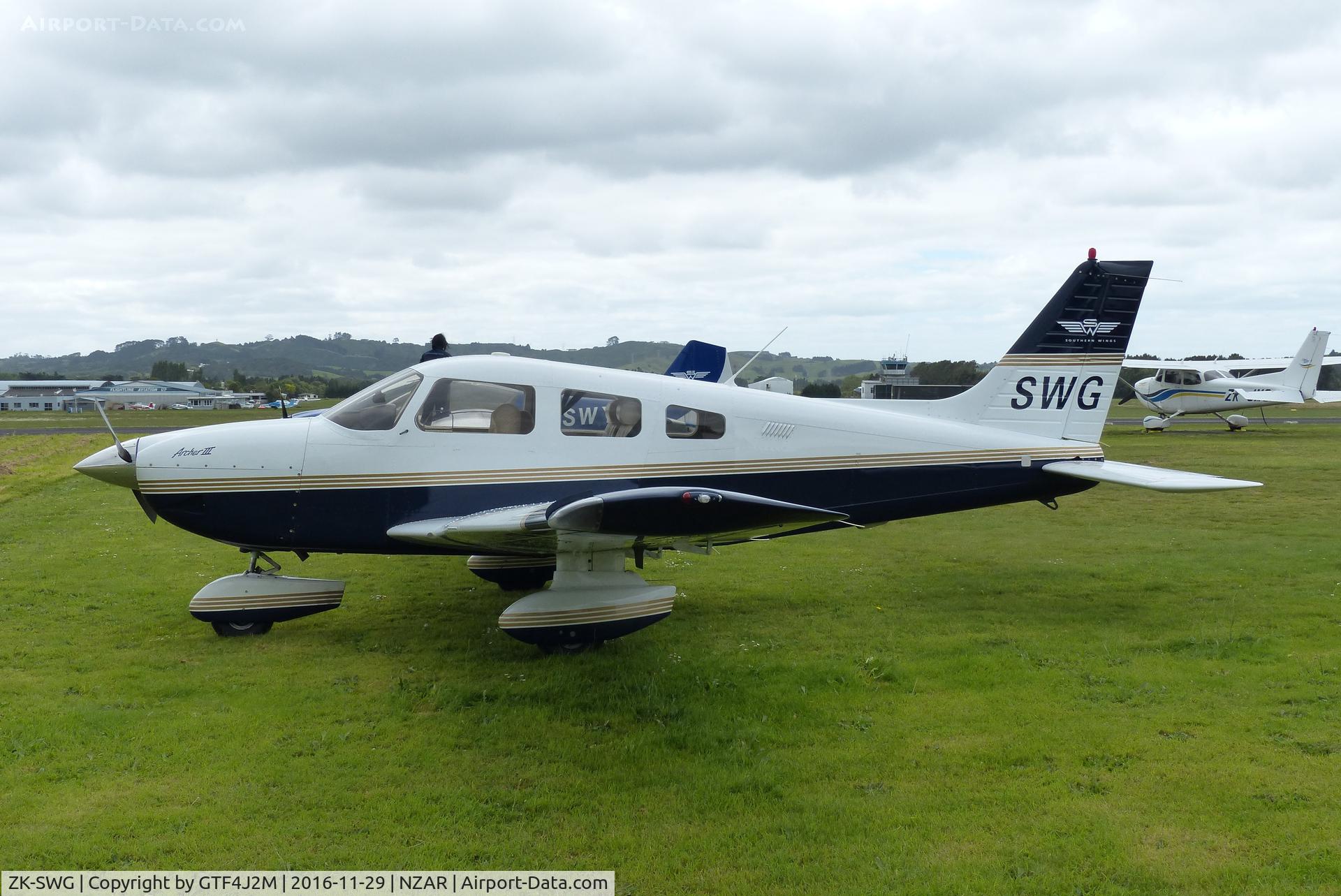 ZK-SWG, 2000 Piper PA-28-181 C/N 28-43389, ZK-SWG at Ardmore 29.11.16