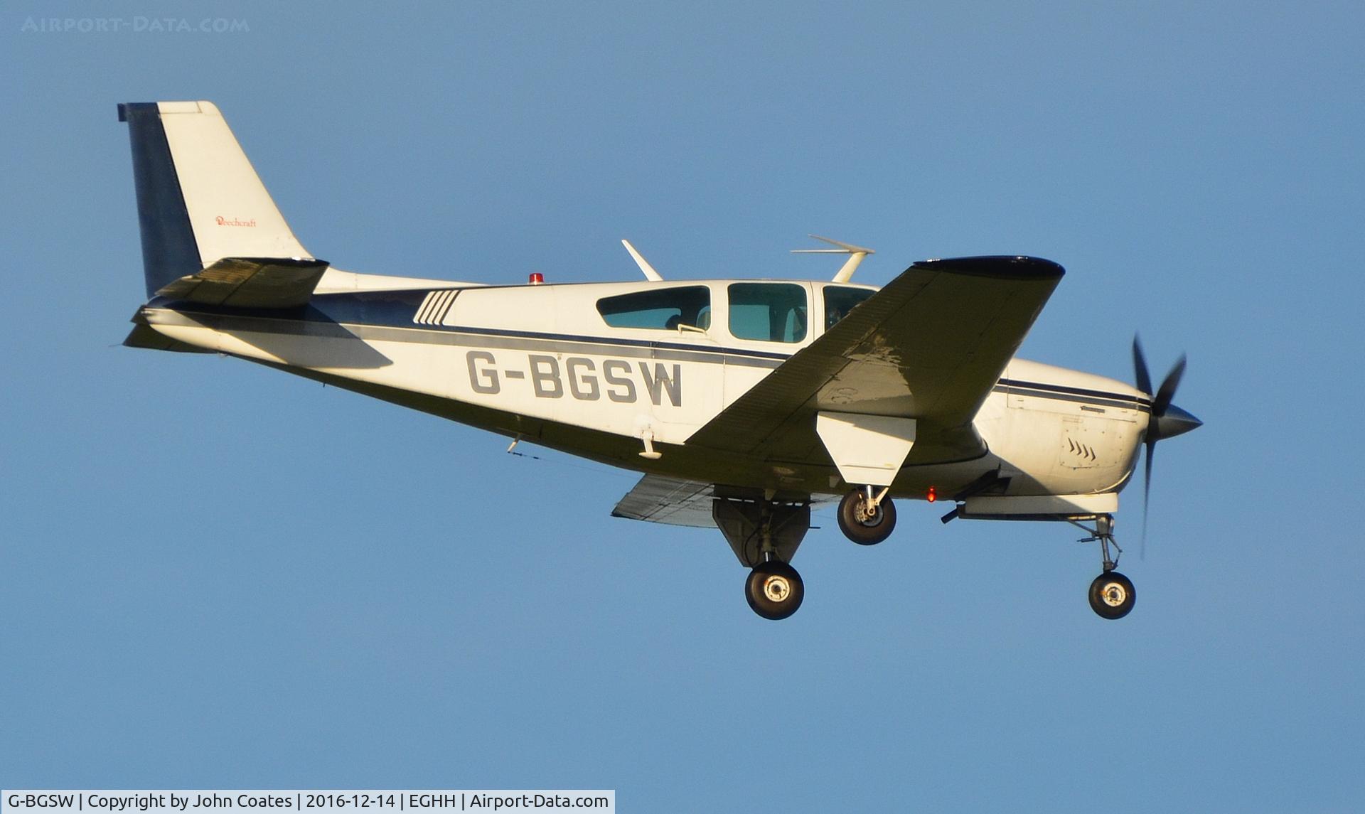 G-BGSW, 1970 Beech F33 Bonanza C/N CD-1253, finals to 08