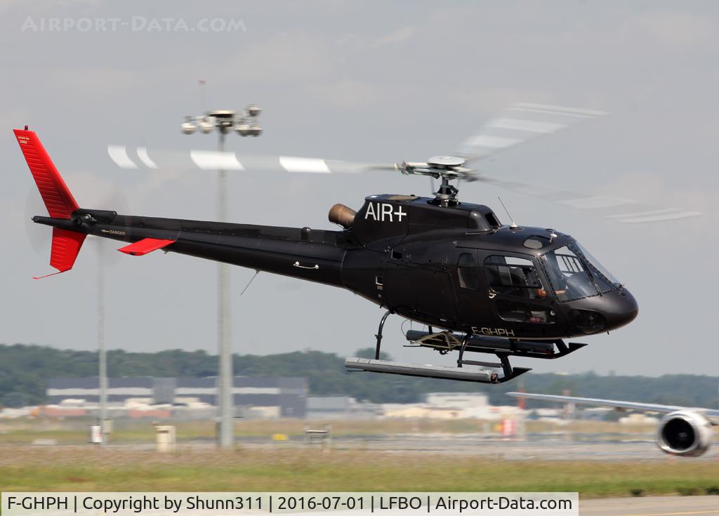 F-GHPH, Eurocopter AS-350B-2 Ecureuil Ecureuil C/N 2365, Arriving from flight...