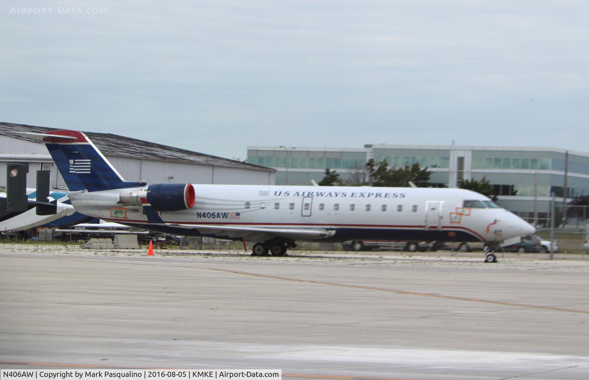 N406AW, 2000 Bombardier CRJ-200LR (CL-600-2B19) C/N 7402, CL-600-2B19