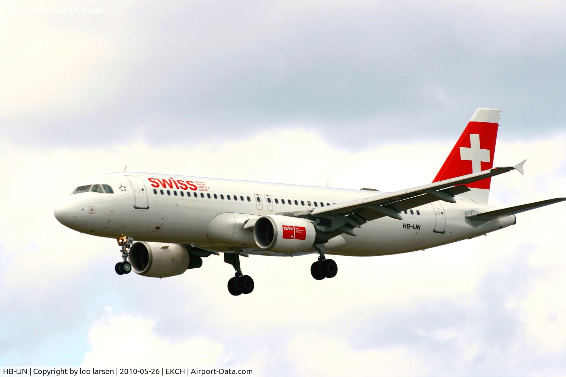 HB-IJN, 1996 Airbus A320-214 C/N 643, Copenhagen 26.5.10