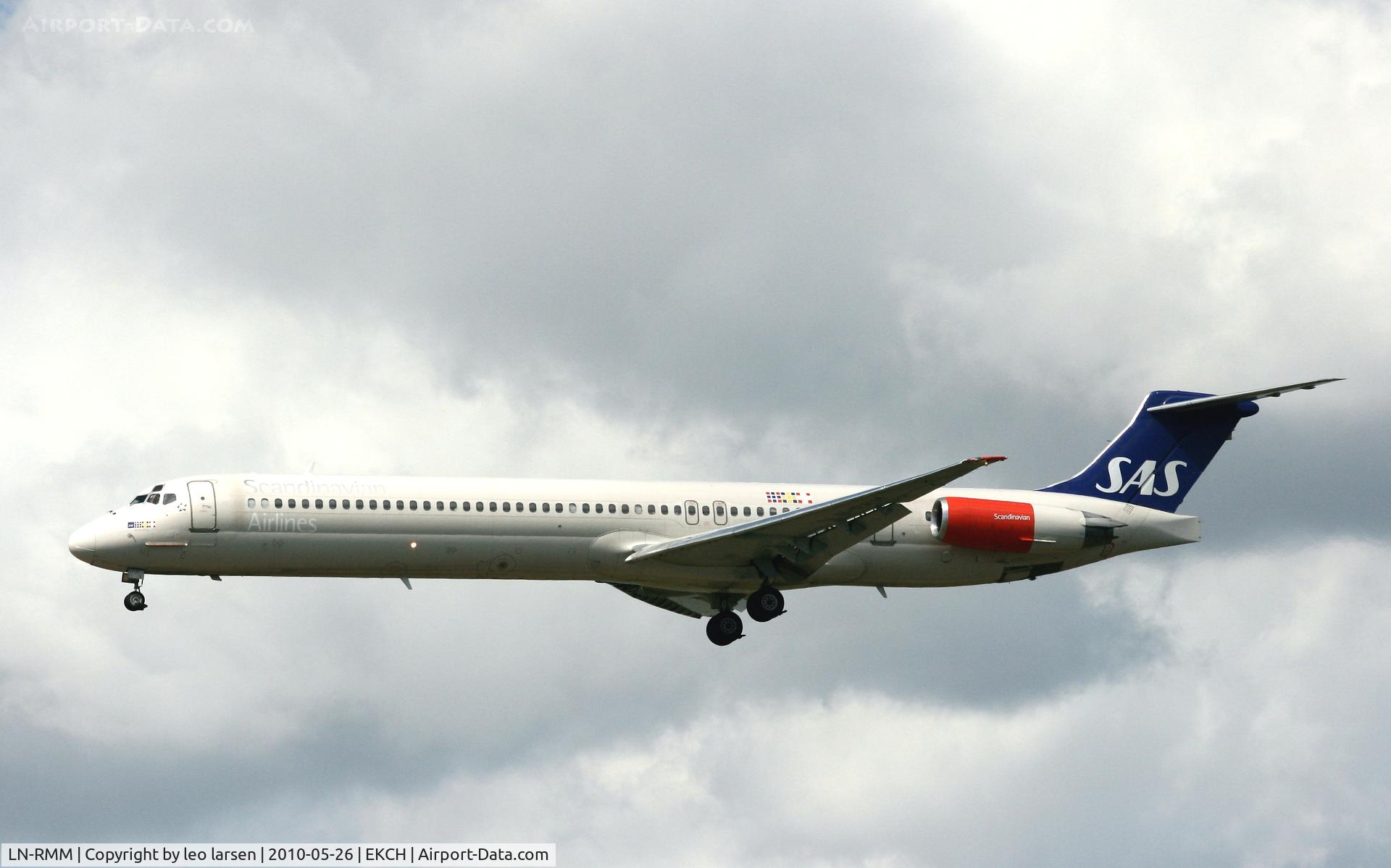 LN-RMM, 1991 McDonnell Douglas MD-81 (DC-9-81) C/N 53005, Copenhagen 26.5.10