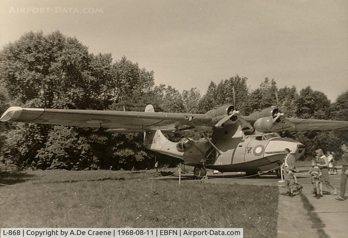L-868, 1945 Consolidated Vultee PBY-6A C/N 2070, Koksijde Airshow in 1968.