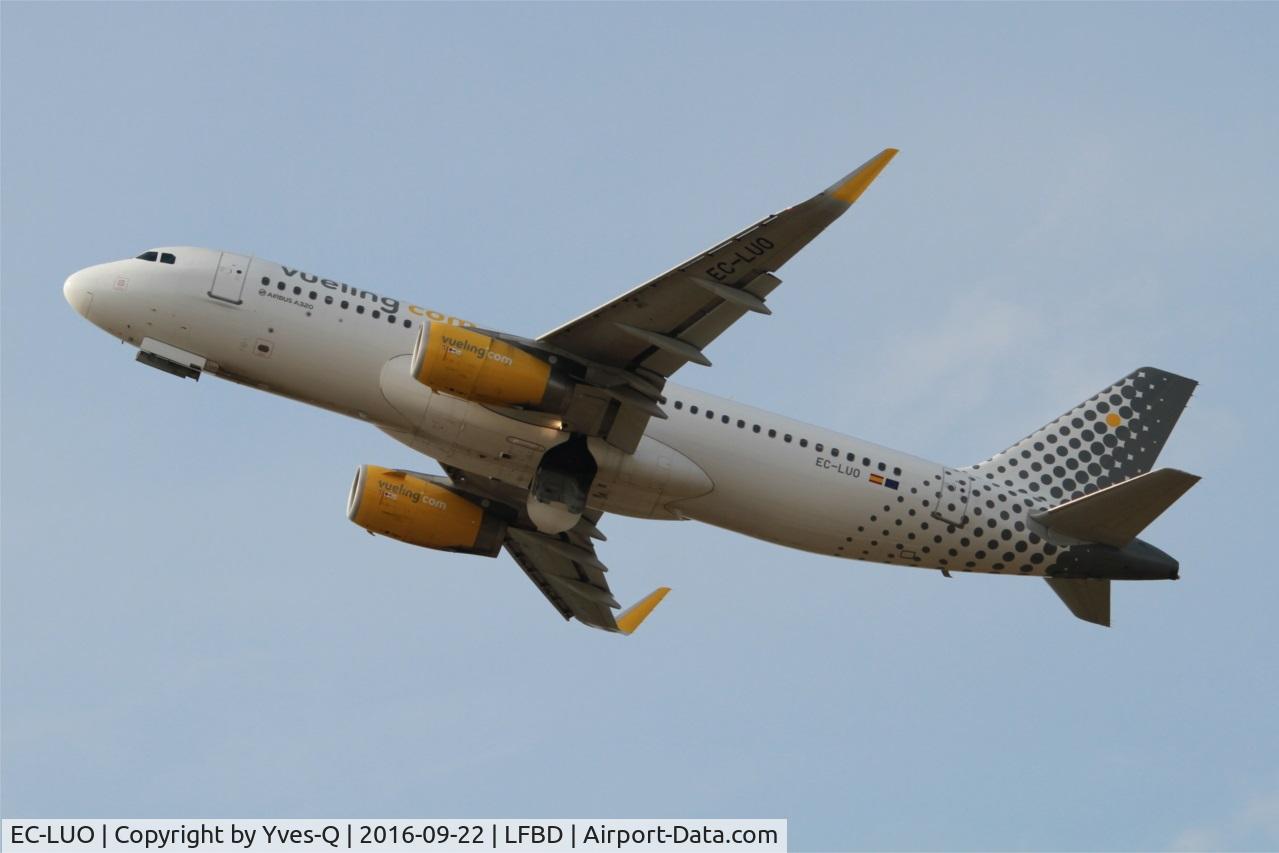 EC-LUO, 2013 Airbus A320-232 C/N 5530, Airbus A320-232, Take off rwy 23, Bordeaux Mérignac airport (LFBD-BOD)