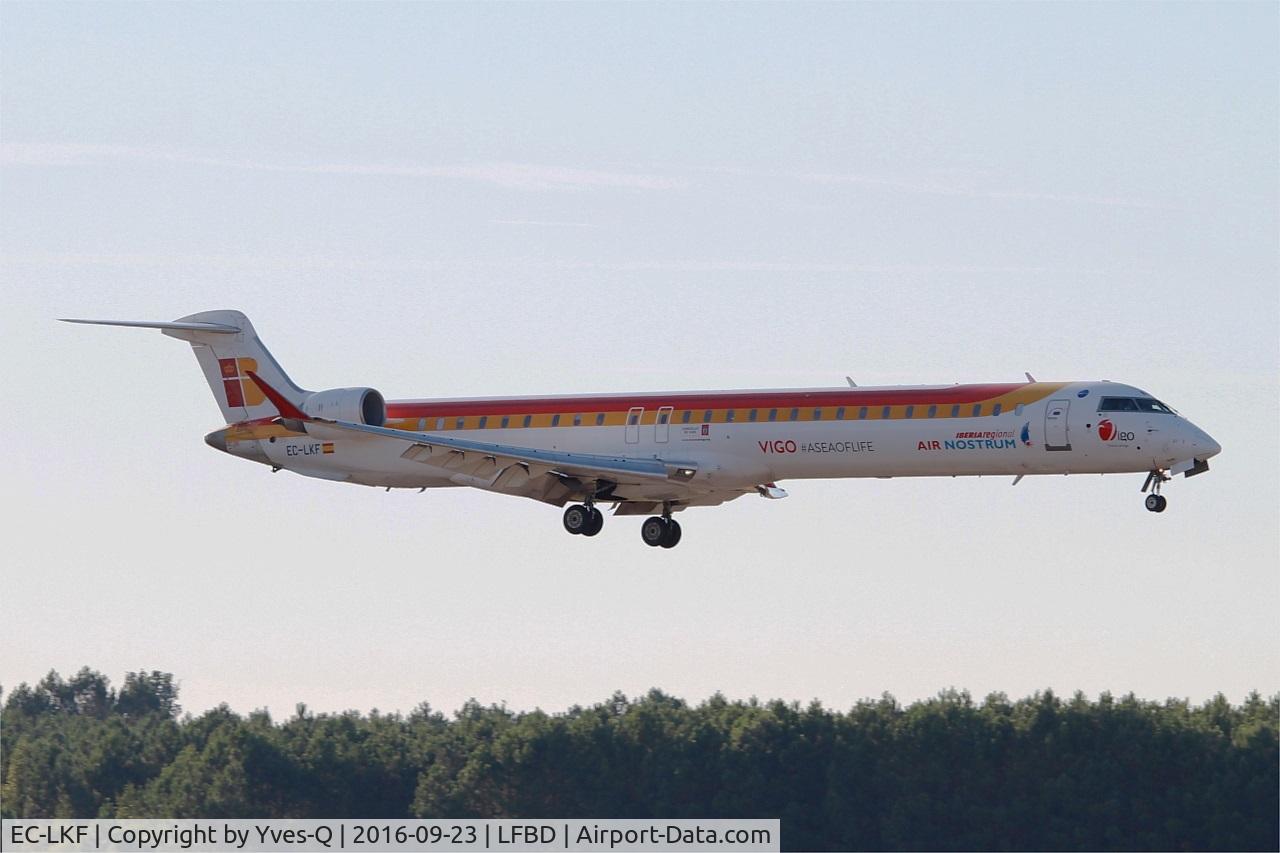 EC-LKF, 2010 Bombardier CRJ-1000ER NG (CL-600-2E25) C/N 19011, Bombardier CRJ-1000ER NG, On final rwy 05, Bordeaux Mérignac airport (LFBD-BOD)