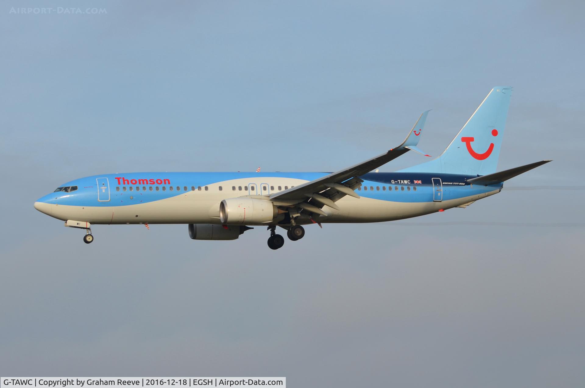 G-TAWC, 2012 Boeing 737-8K5 C/N 39922, Landing at Norwich.