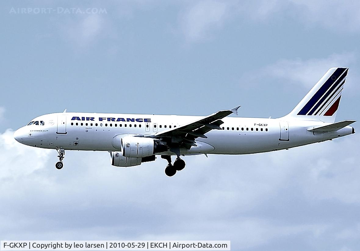 F-GKXP, 2008 Airbus A320-214 C/N 3470, Copenhagen 29.5.10
