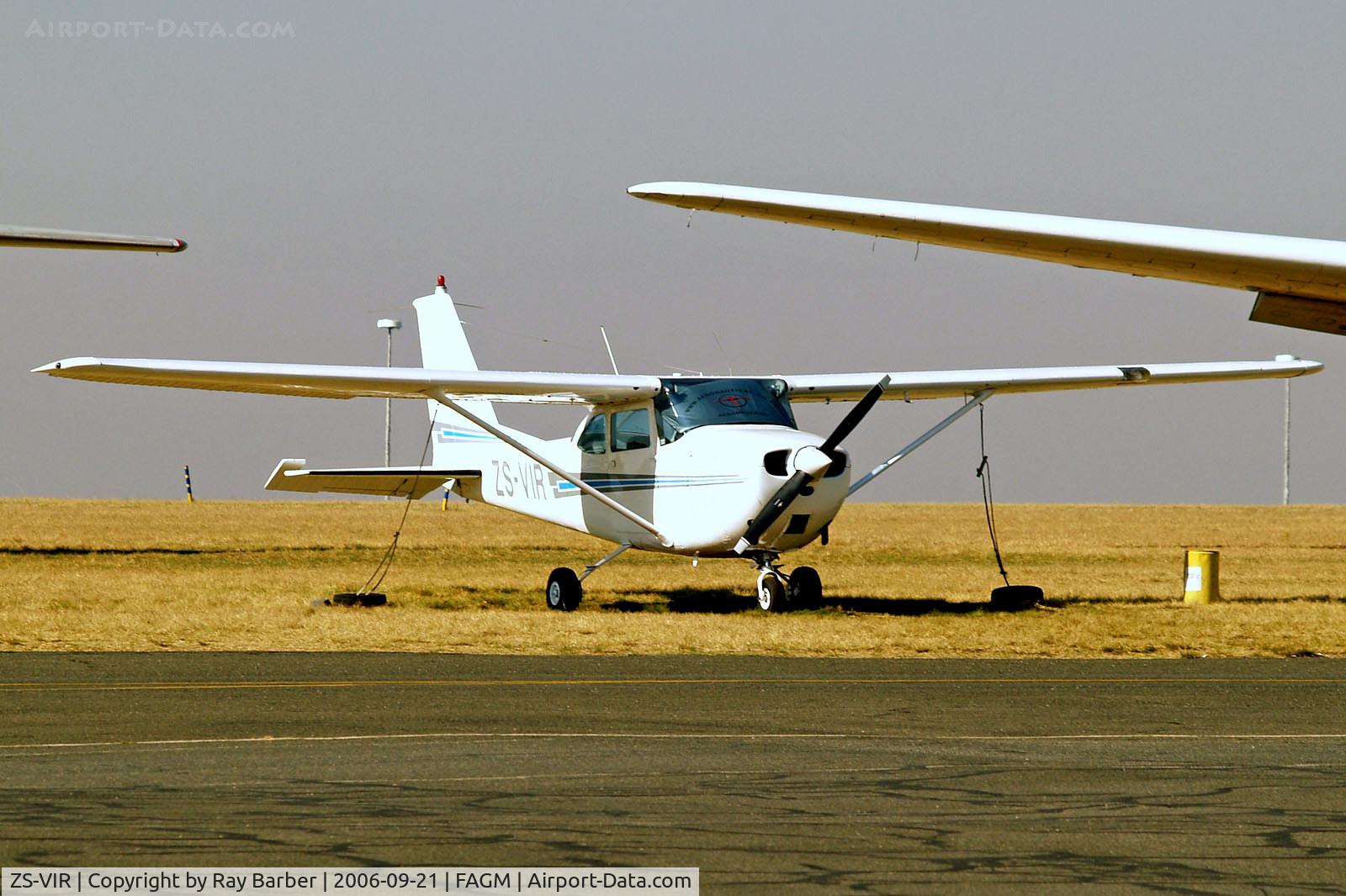 ZS-VIR, Cessna 172H Skyhawk C/N 17255326, Cessna 172H Skyhawk [172-55326] Rand~ZS 21/09/2006