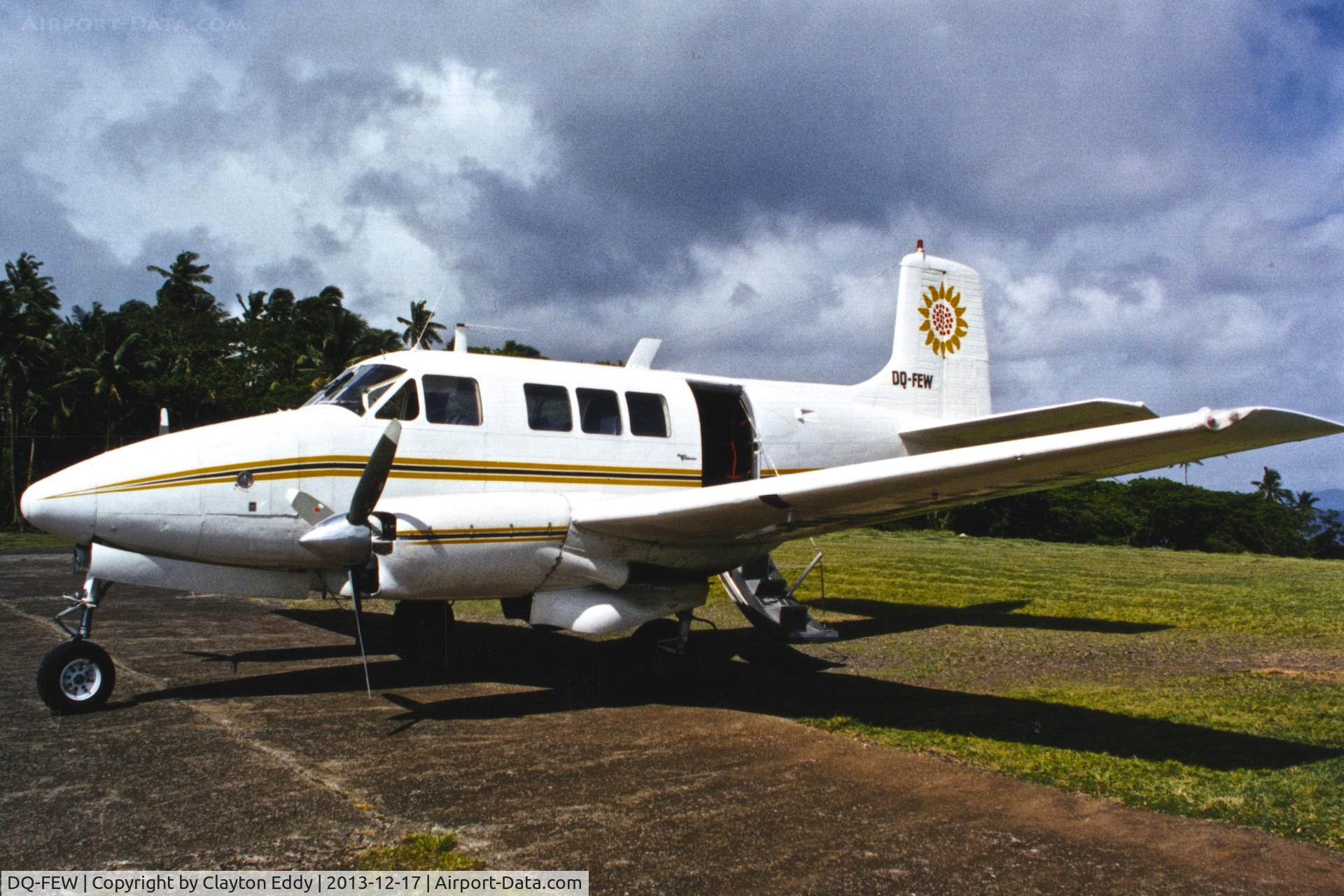 DQ-FEW, Beech 65 Queen Air C/N LC-168, DQ-FEW 1999