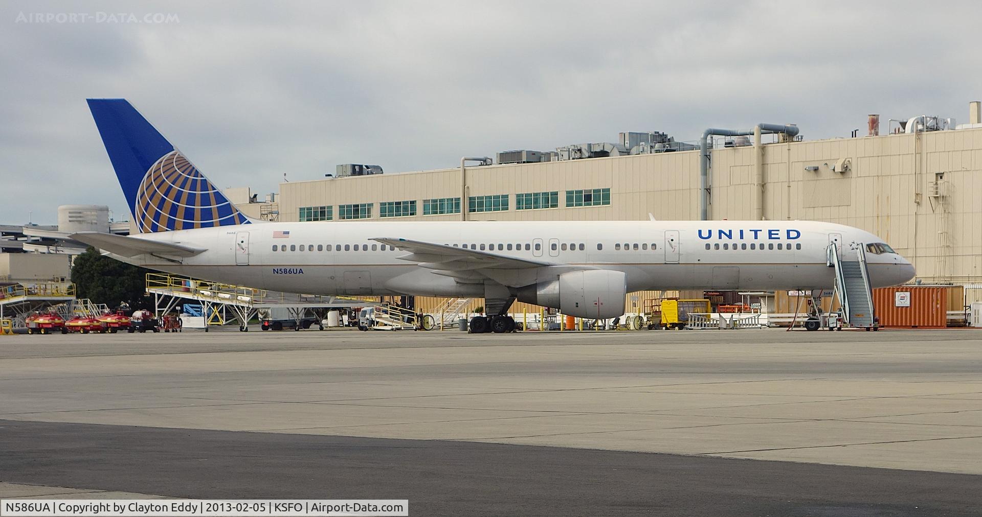 N586UA, 1993 Boeing 757-222F C/N 26710, SFO 2013
