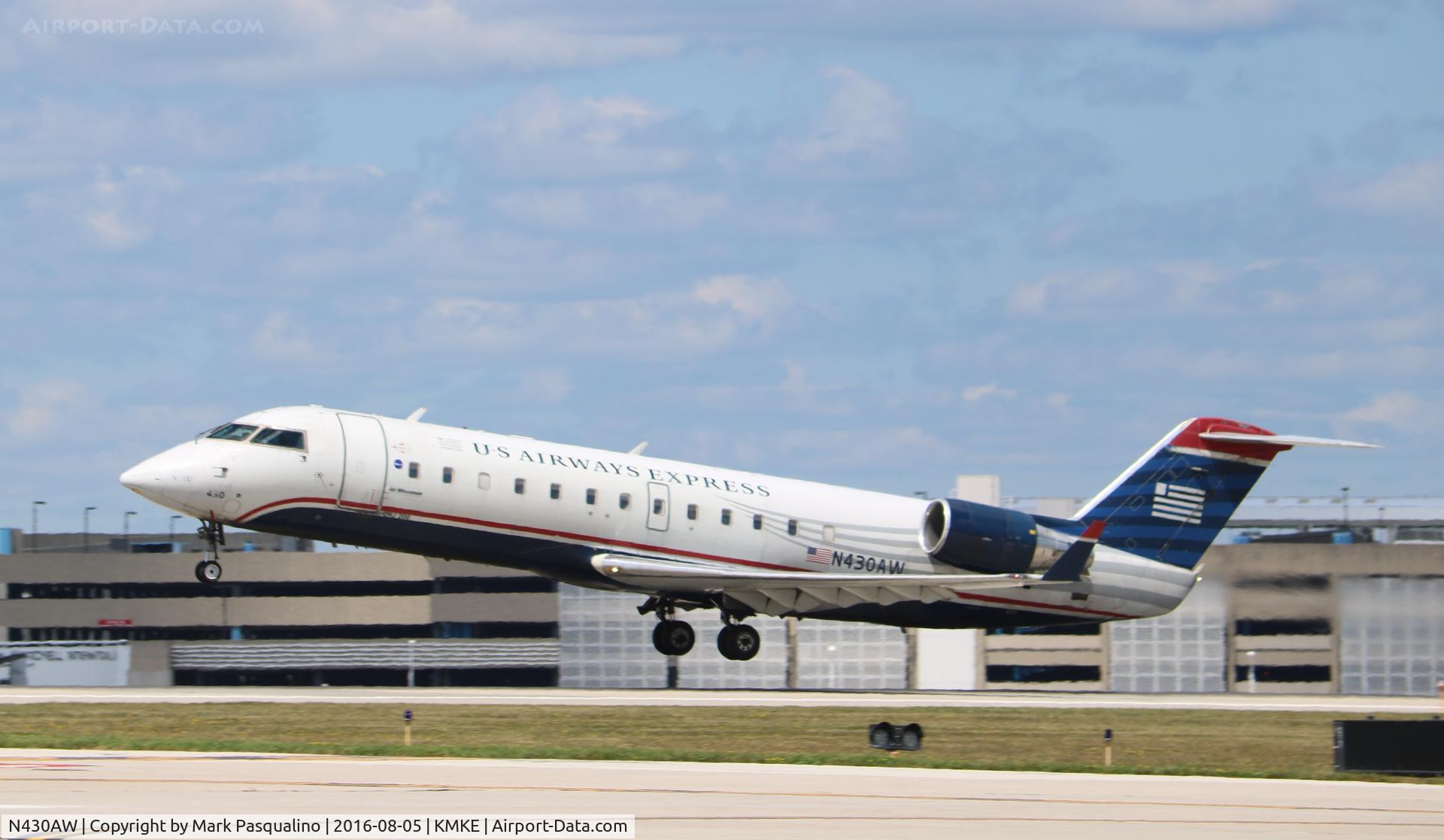 N430AW, 2002 Bombardier CRJ-200LR (CL-600-2B19) C/N 7719, CL-600-2B19