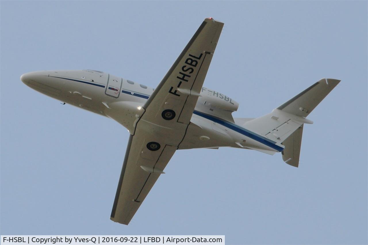 F-HSBL, 2014 Embraer EMB-500 Phenom 100 C/N 50000353, Embraer EMB-500 Phenom 100, Take off rwy 23, Bordeaux Mérignac airport (LFBD-BOD)