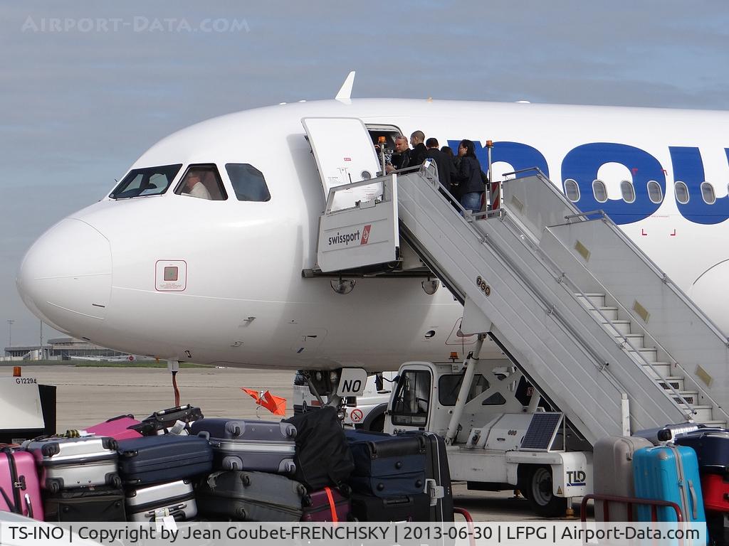 TS-INO, 2008 Airbus A320-214 C/N 3480, Nouvelair BJ357 to Djerba at CDG T3