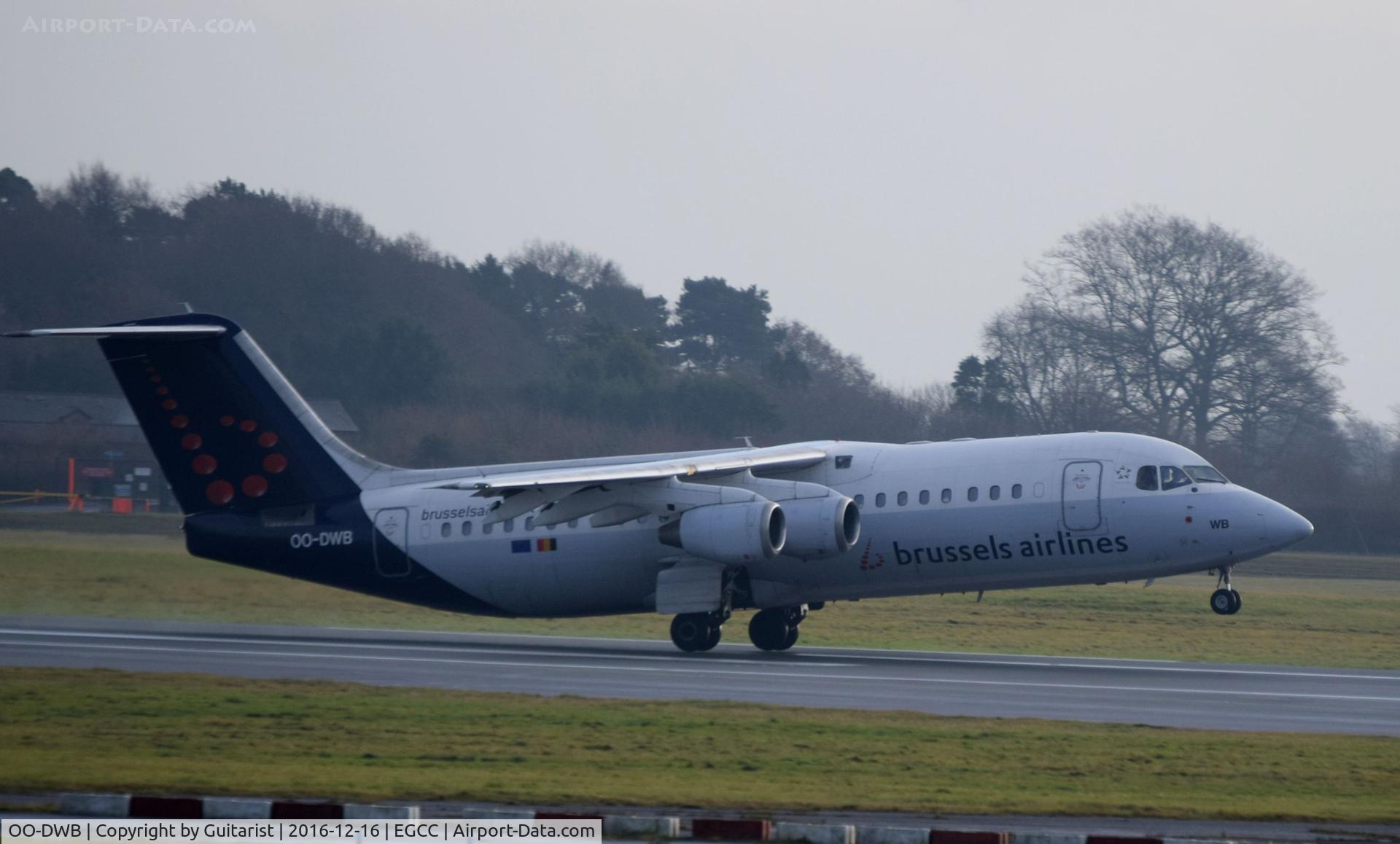 OO-DWB, 1997 British Aerospace Avro 146-RJ100 C/N E3315, At Manchester
