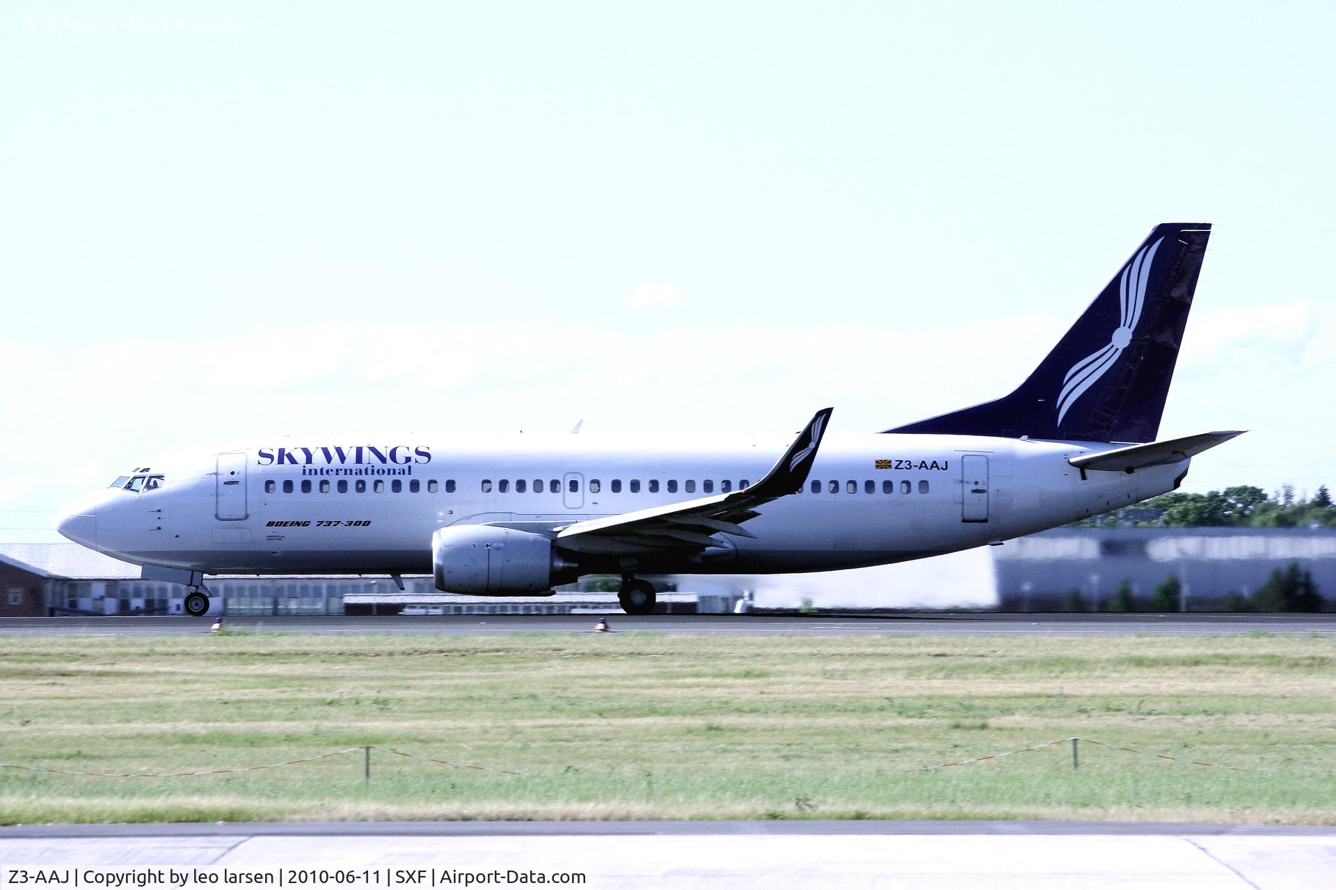 Z3-AAJ, 1987 Boeing 737-33A C/N 23827, Berlin SXF 11.6.10