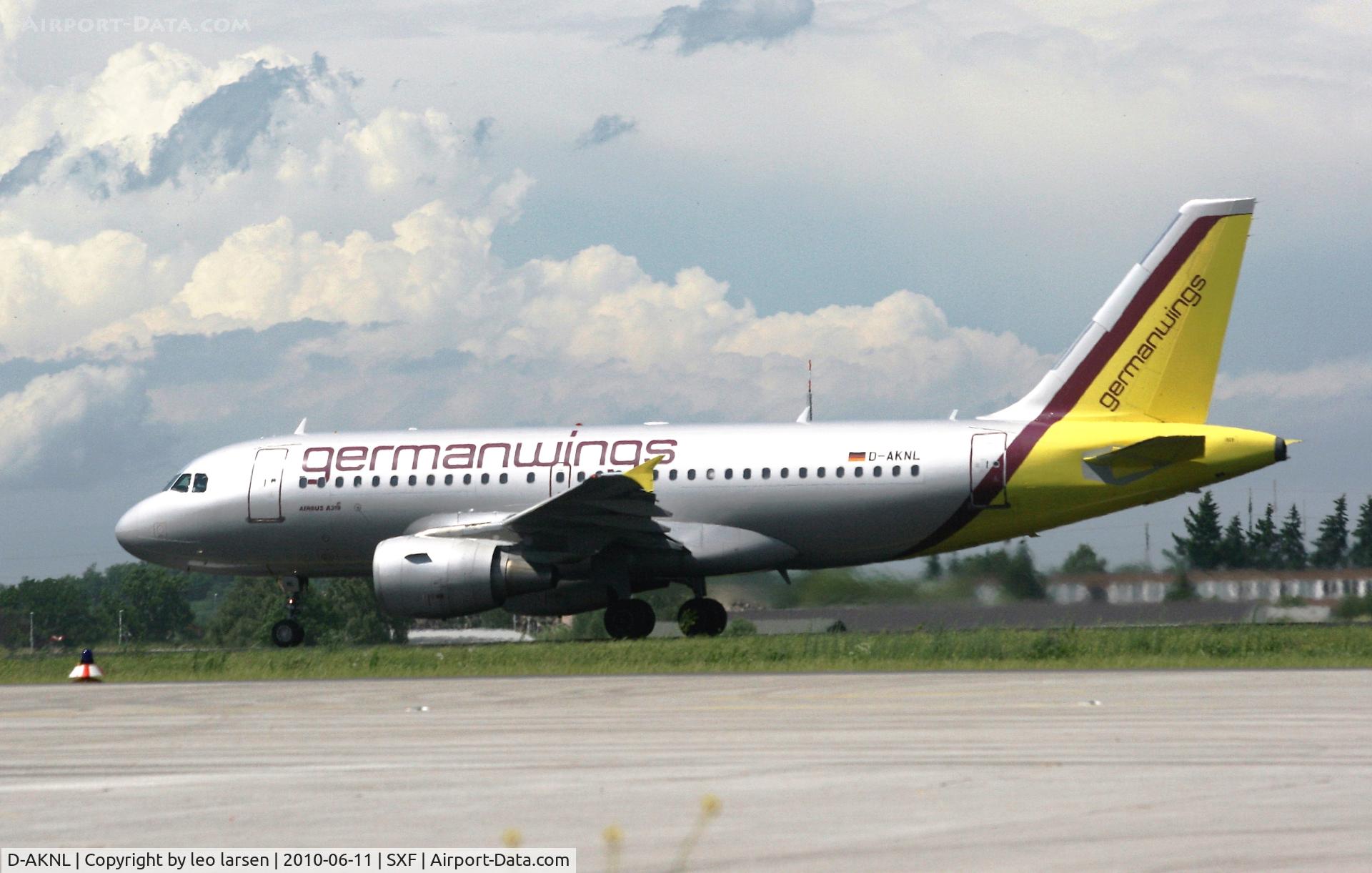 D-AKNL, 1999 Airbus A319-112 C/N 1084, Berlin SXF 11.6.10