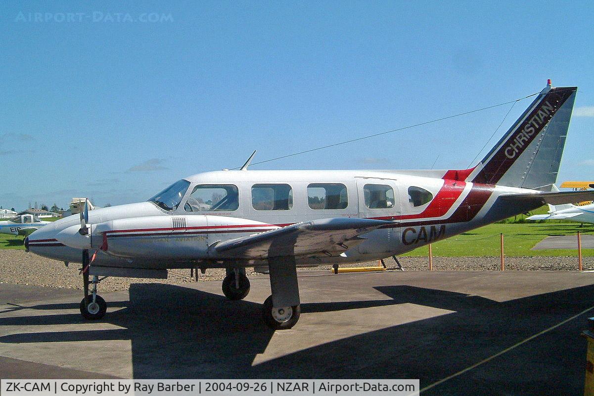 ZK-CAM, Piper PA-31-310 Navajo Navajo C/N 31-261, Piper PA-31-310 Navajo [31-261] (Christian) Auckland-Ardmore~ZK 26/09/2004