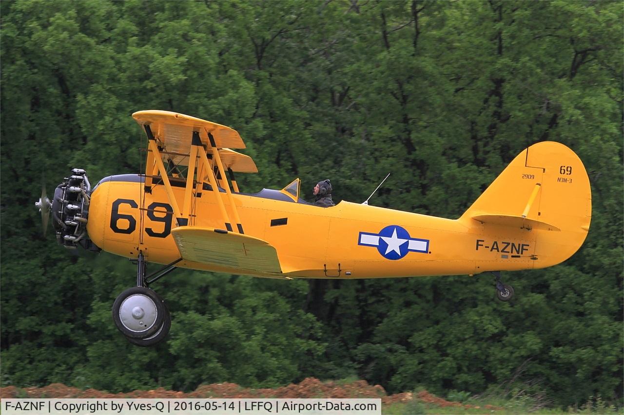 F-AZNF, Naval Aircraft Factory N3N-3 C/N 2909, Naval Aircraft Factory N3N-3, Take off rwy 28, La Ferté-Alais (LFFQ) air show 2016