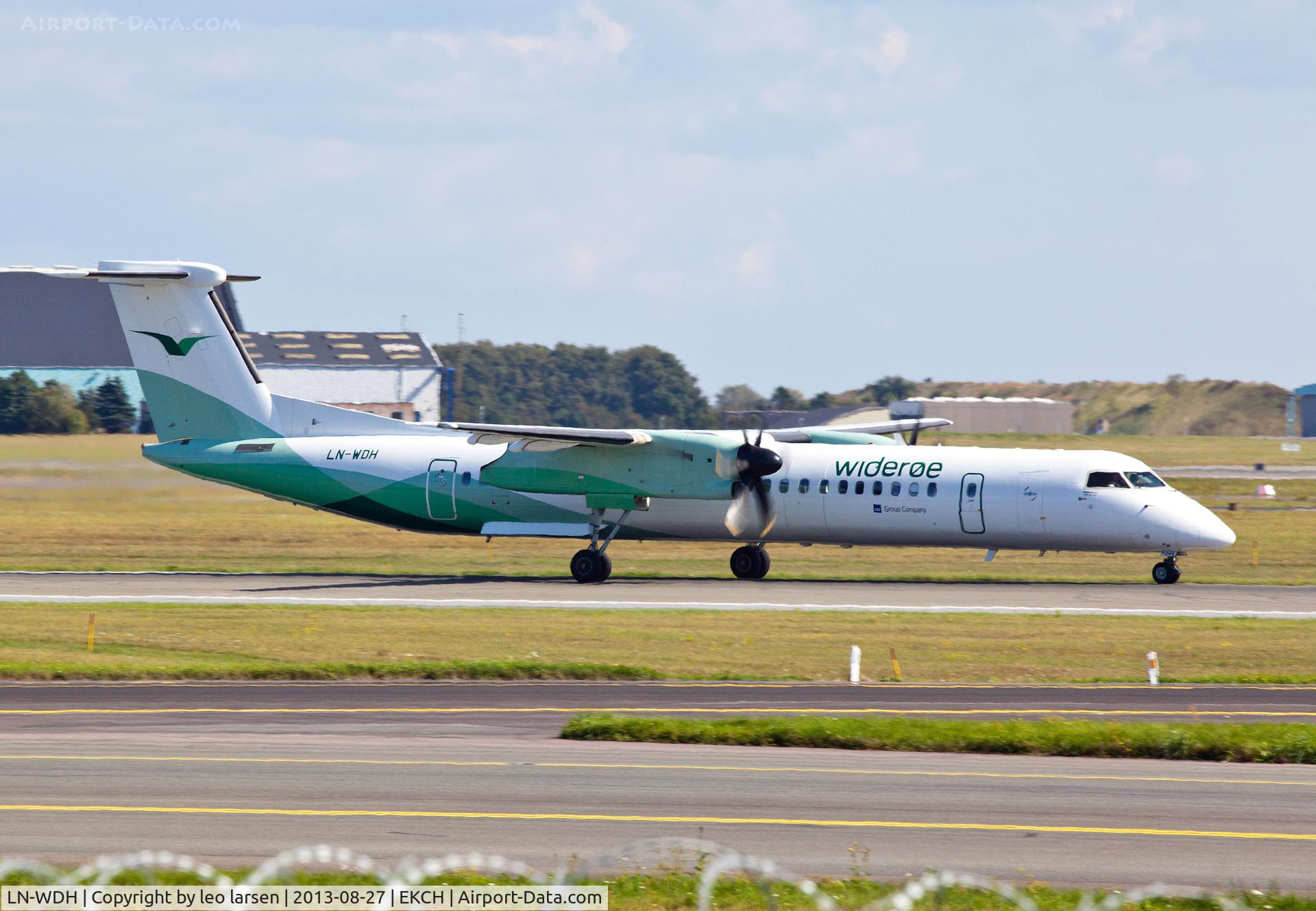 LN-WDH, 2009 De Havilland Canada DHC-8-402Q Dash 8 C/N 4273, Copenhagen 27.8.13