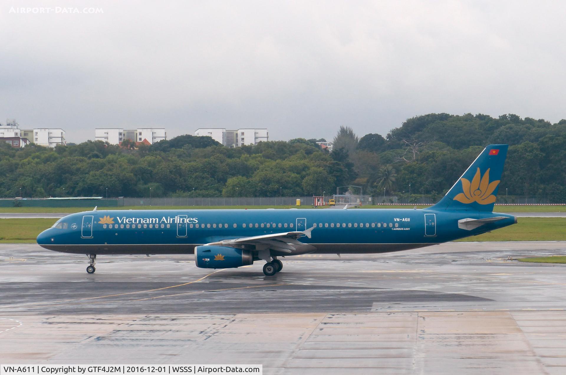 VN-A611, 2014 Airbus A321-231 C/N 6266, VN-A611  Vietnam AL at Singapore 1.12.16