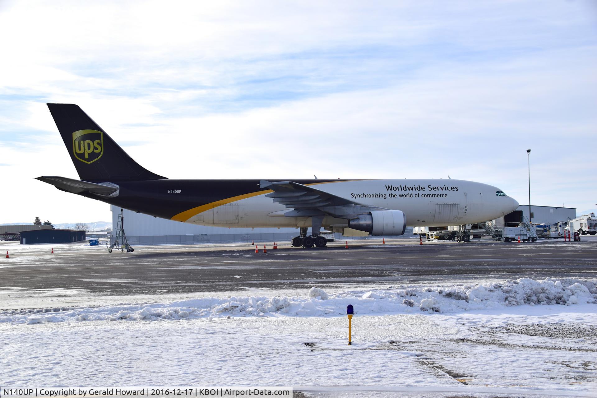 N140UP, 2002 Airbus A300F4-622R C/N 0823, Parked on UPS ramp.