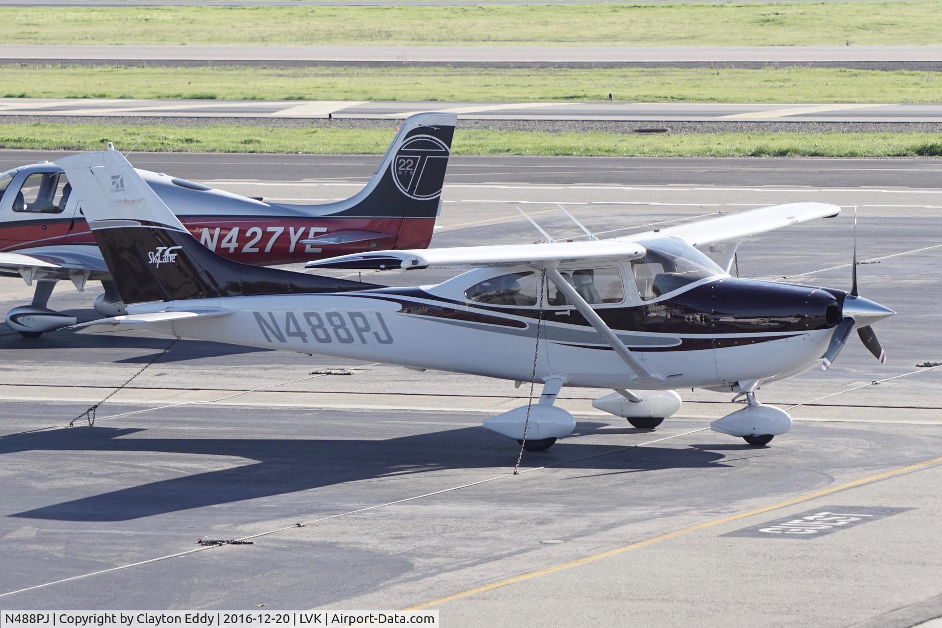 N488PJ, 2004 Cessna T182T Turbo Skylane C/N T18208333, Livermore Airport California 2016