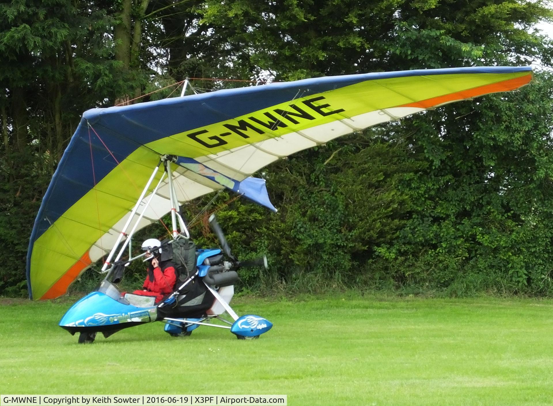G-MWNE, 1990 Mainair Gemini Flash IIA C/N 803-1090-7-W596, Priory Farm Fathers Day Flyin