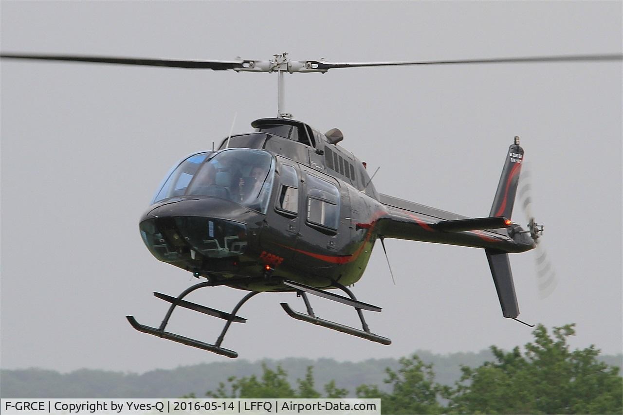 F-GRCE, Bell 206B JetRanger III C/N 1679, Bell 206B JetRanger III, Landing, La Ferté-Alais airfield (LFFQ) Air show 2016