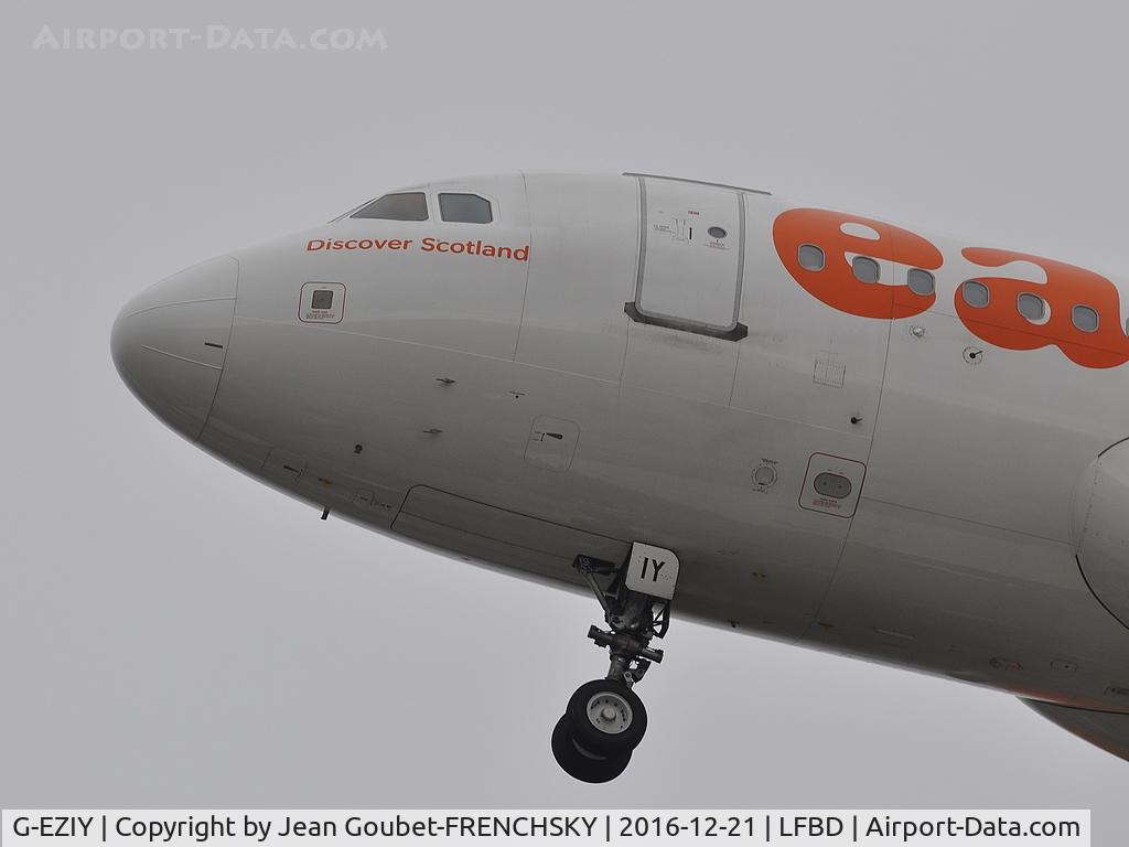 G-EZIY, 2005 Airbus A319-111 C/N 2636, Easy 4128 from BERLIN SXF landing runway 23