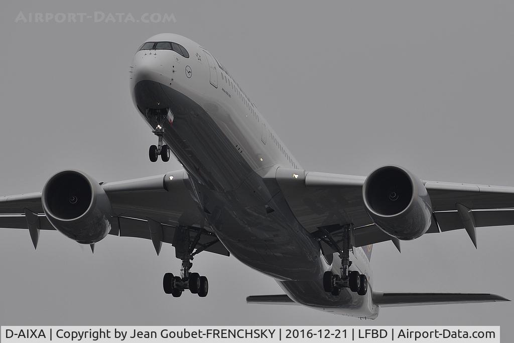 D-AIXA, 2016 Airbus A350-941 C/N 074, LH9919 landing runway 23