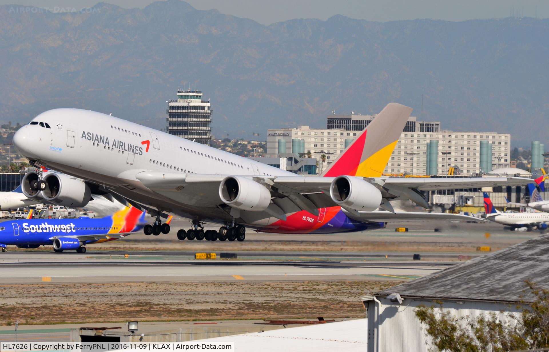 HL7626, 2013 Airbus A380-841 C/N 155, Asiana A388 lifting-off.