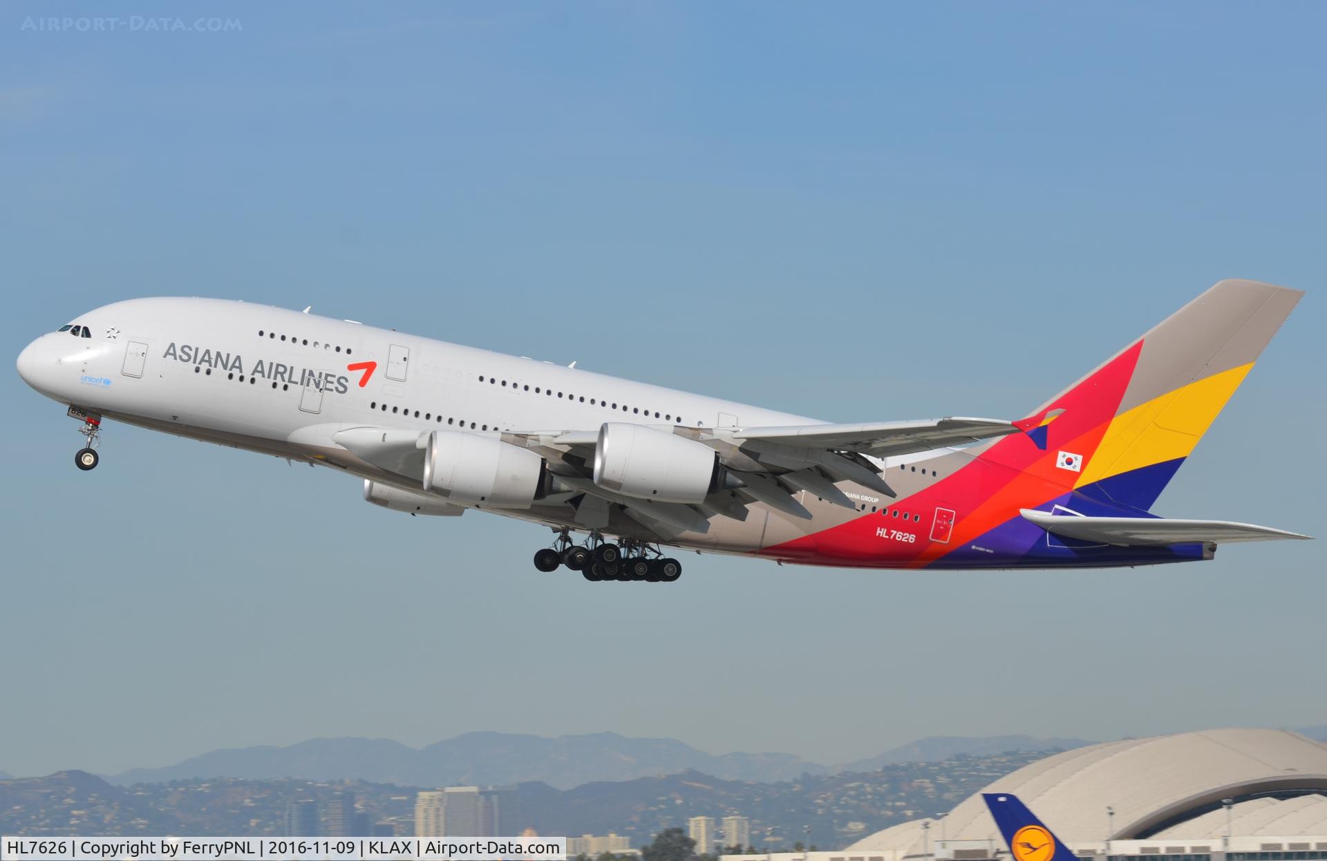 HL7626, 2013 Airbus A380-841 C/N 155, Asiana A388 heavy departing