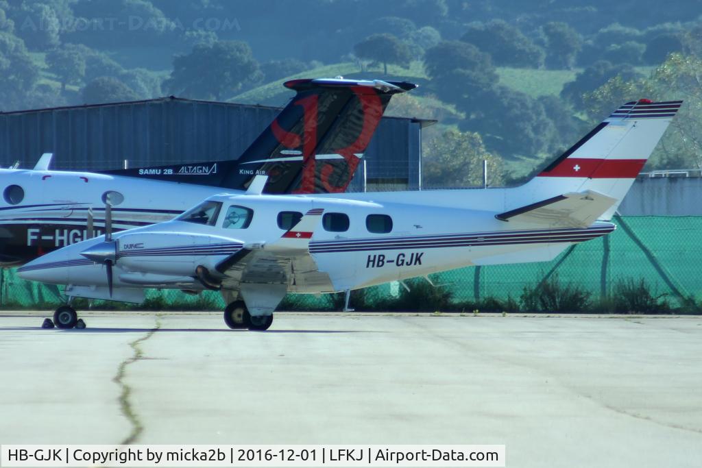 HB-GJK, 1974 Beech B-60 Duke C/N P-274, Parked