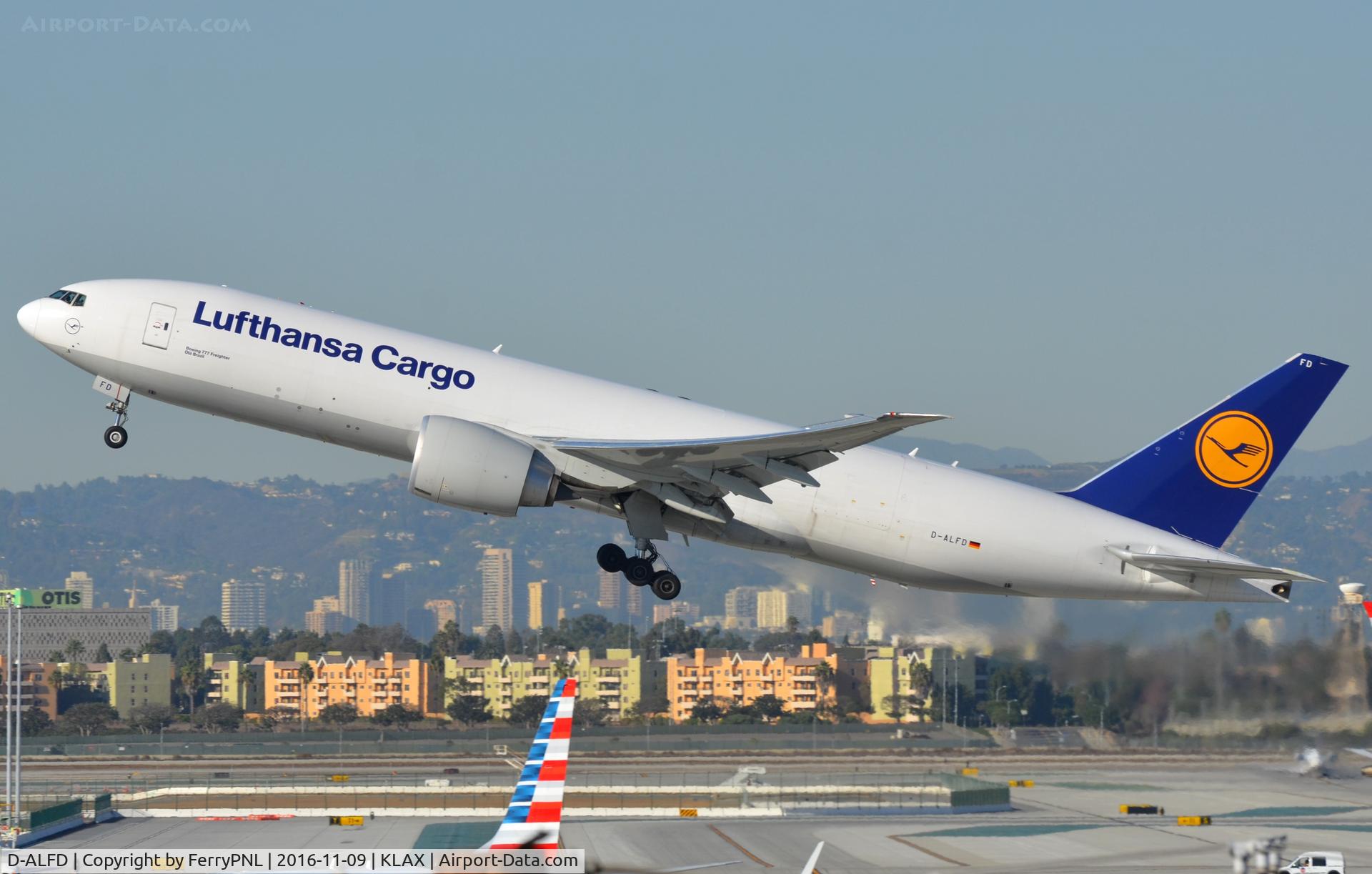 D-ALFD, 2014 Boeing 777-FBT C/N 41677, Lufhansa B772F