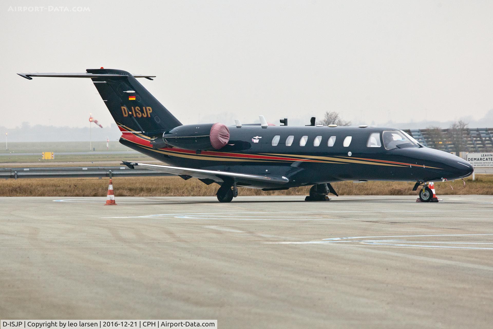 D-ISJP, 2001 Cessna 525A Citationjet CJ2 C/N 525A-0030, Copenhagen 21.12.16