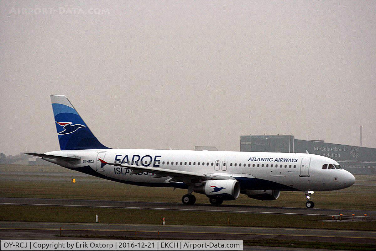 OY-RCJ, 2016 Airbus A320-214 C/N 7465, OY-RCJ taking off rw 22R