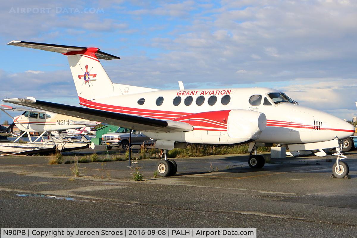 N90PB, 1976 Beech 200 King Air C/N BB-125, Lake Hood