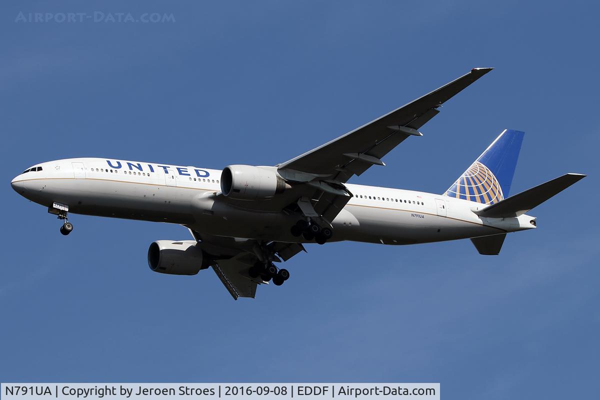 N791UA, 1997 Boeing 777-222 C/N 26933, Frankfurt