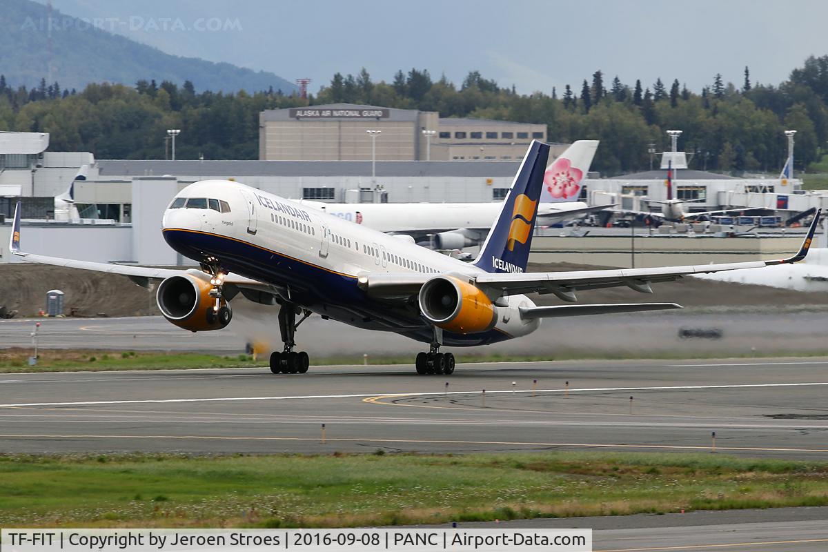 TF-FIT, 1994 Boeing 757-256 C/N 26244, PANC/ANC