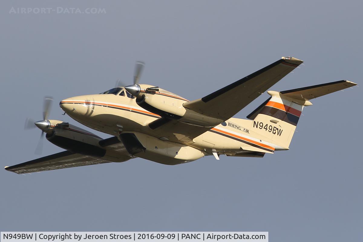 N949BW, 2001 Raytheon Aircraft Company B200 C/N BB-1763, Anchorage