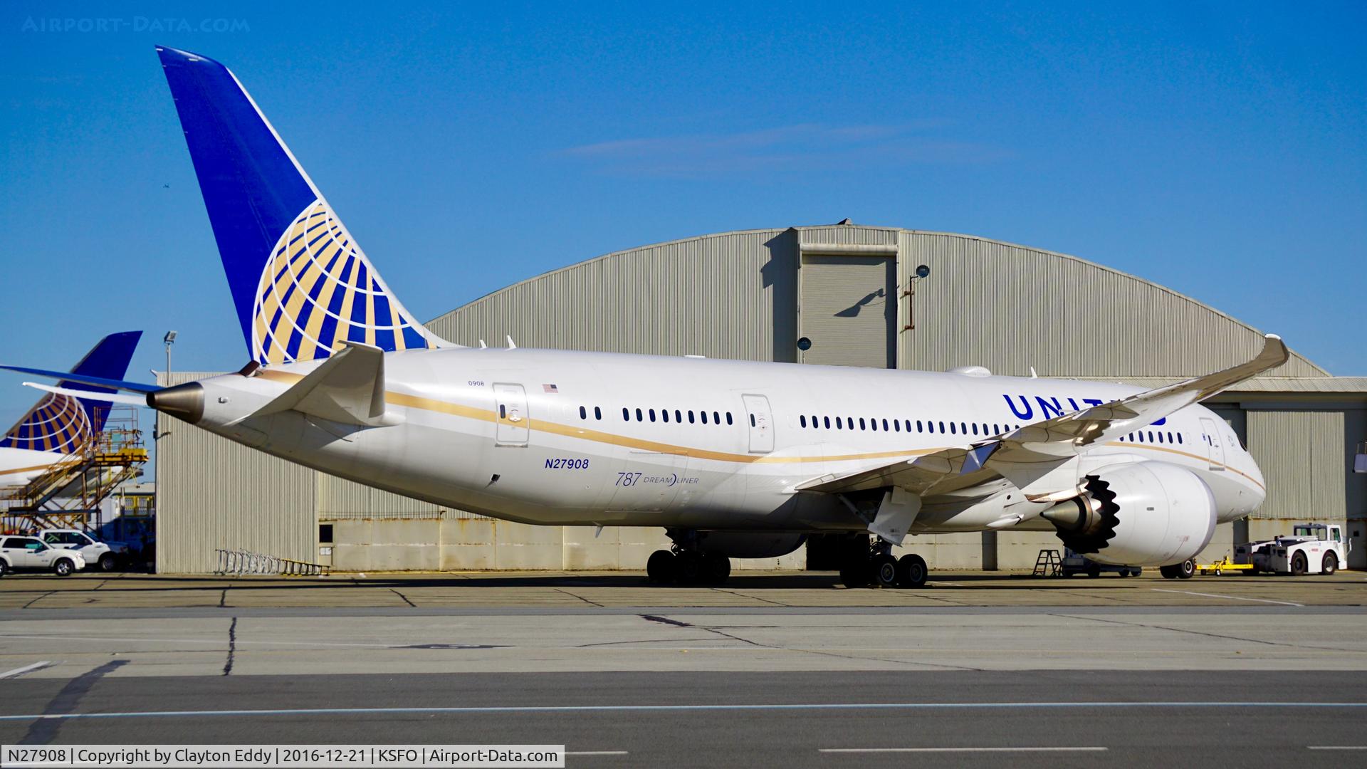 N27908, 2013 Boeing 787-8 Dreamliner C/N 36400, SFO 2016