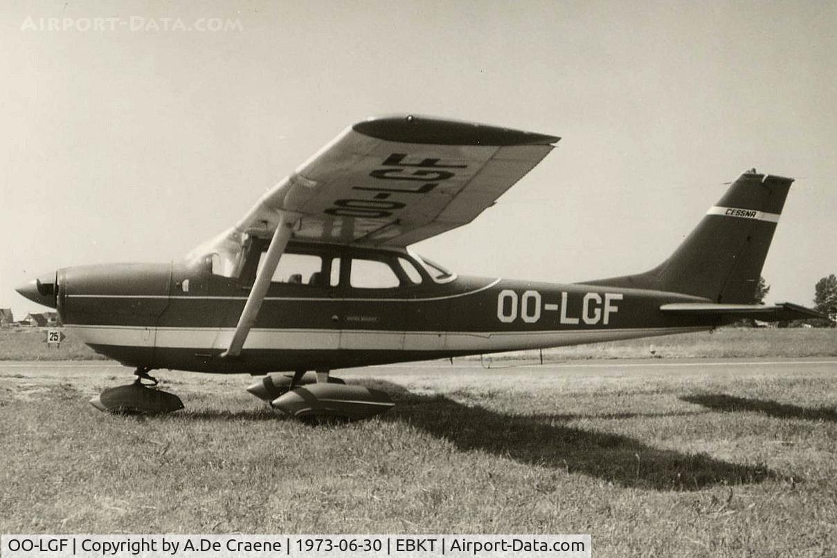 OO-LGF, 1969 Reims FR172J Reims Rocket C/N 0121, OO-LGF of Publi-Air at Wevelgem.