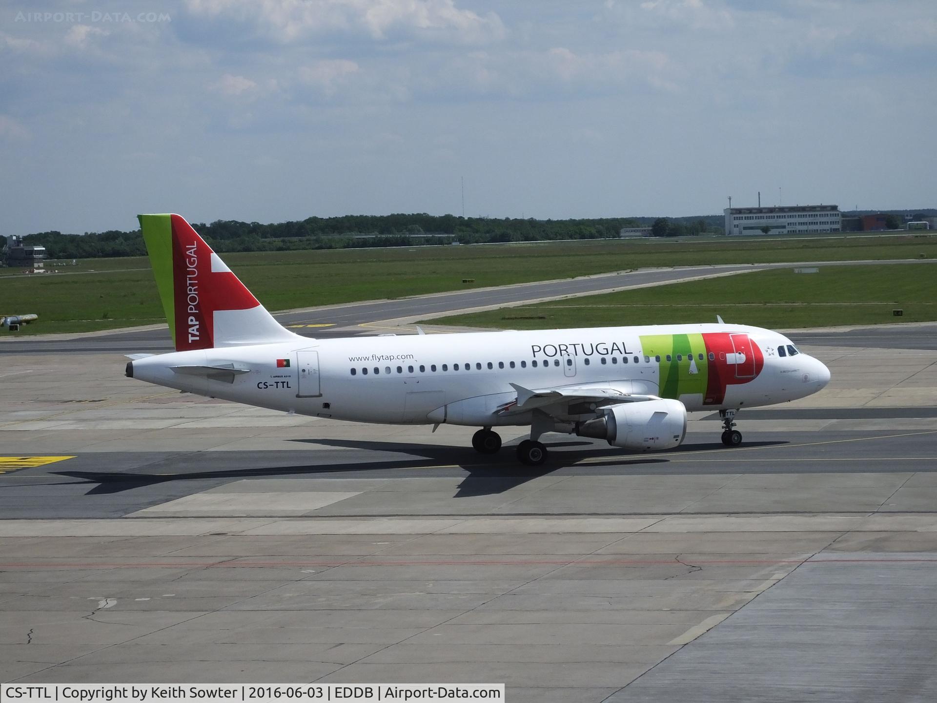 CS-TTL, 1999 Airbus A319-111 C/N 1100, Scheduled traffic