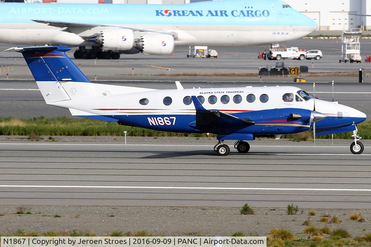 N1867, 2012 Beechcraft B300 C/N FL-815, anchorage
