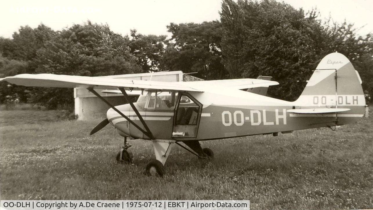 OO-DLH, 1960 Piper PA-22-160 Tri Pacer C/N 22-7419, Wevelgem 1975.