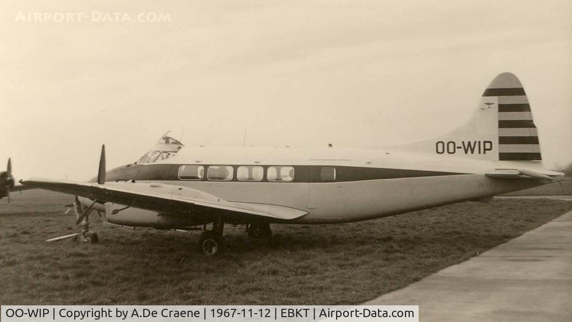 OO-WIP, De Havilland DH-104 Dove 6 C/N 04493, Wevelgem 1967.