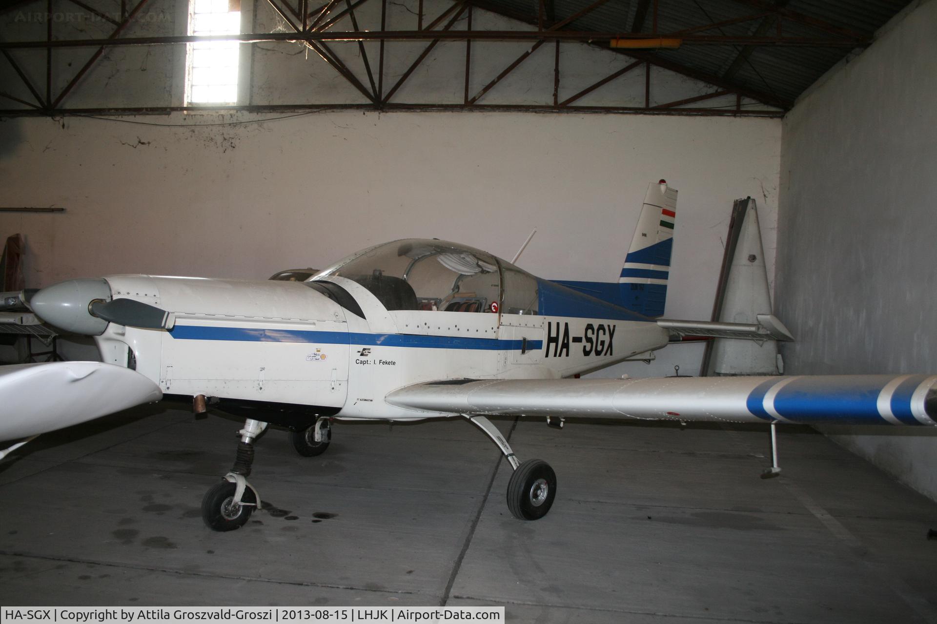 HA-SGX, 1989 Zlin Z-142 C/N 0486, Jakabszállás Airport, Hungary